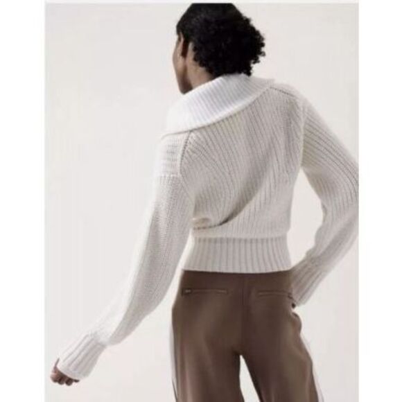 Athleta Alder Chunky Cable Knit Sweater Cream Sz L - Picture 10 of 11